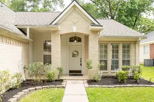 18 Painted Canyon Pl, The Woodlands, TX 77381 - Photo 2