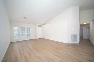 18 Painted Canyon Pl, The Woodlands, TX 77381 - Photo 4
