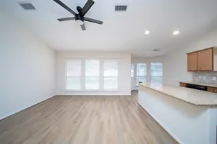 18 Painted Canyon Pl, The Woodlands, TX 77381 - Photo 6