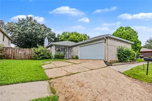 7907 Chancel Dr, Houston, TX 77071 - Photo 1