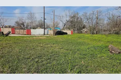 3208 Jewel Street, Houston, TX 77026 - Photo 8