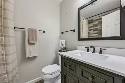 512 Castlelake Drive, Friendswood, TX 77546 - Photo 18