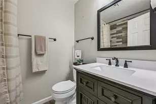 512 Castlelake Dr, Friendswood, TX 77546 - Photo 18