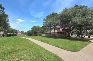 4411 Wellington Grove Ln, Katy, TX 77494 - Photo 4