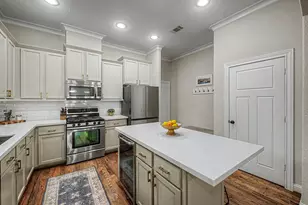 1005 W 24th St, Houston, TX 77008 - Photo 6