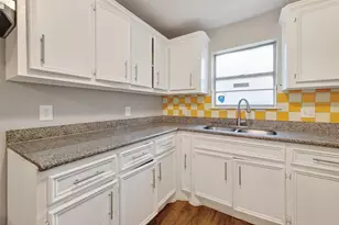 7022 Goldspier St, Houston, TX 77088 - Photo 12