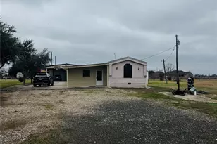 2069 Cr 317 12th St, Palacios, TX 77465 - Photo 2