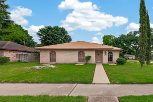7102 Cerca Ct, Houston, TX 77086 - Photo 1