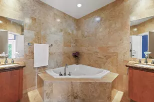 2044 Tuam St, Houston, TX 77004 - Photo 10