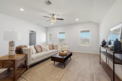 8004 Front Nine Lane, Navasota, TX 77868 - Photo 8