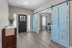 8729 Nathan Dr, Waller, TX 77484 - Photo 2