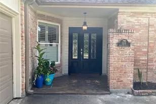 1231 Creekford Cir, Sugar Land, TX 77478 - Photo 4