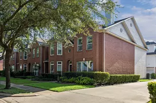 811 W Heights Hollow Ln, Houston, TX 77007 - Photo 22