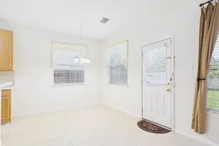 4702 Rolling View Ct, Houston, TX 77345 - Photo 10