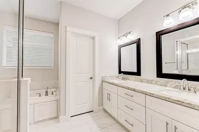 705 Rd Link Road, Houston, TX 77009 - Photo 20