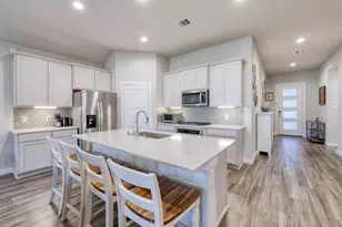 10026 Angelina Woods Ln, Conroe, TX 77384 - Photo 2