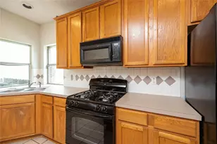 22907 Breton Point Dr, Spring, TX 77373 - Photo 6