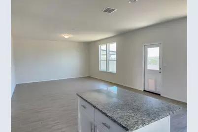 11255 Blue Feather, San Antonio, TX 78254 - Photo 10