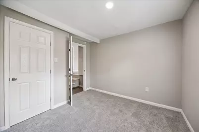 613 Winding Way Street, Lake Jackson, TX 77566 - Photo 8