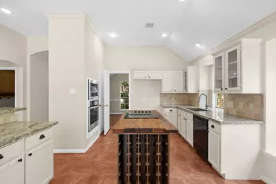 4207 Lakeshore Forest Drive, Missouri City, TX 77459 - Photo 14