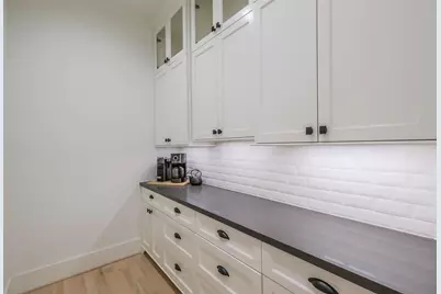 508 W 26th Street, Houston, TX 77008 - Photo 10