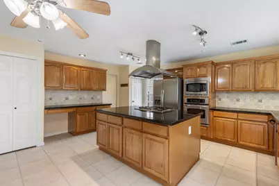 59 Fire Flicker Place, The Woodlands, TX 77381 - Photo 10