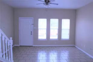 1616 Avenue N, Huntsville, TX 77340 - Photo 2