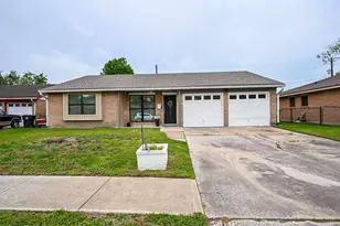 4827 Knotty Oaks Trail, Houston, TX 77045 - Photo 2