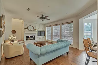 6 Meadow Cove Drive, Spring, TX 77381 - Photo 10