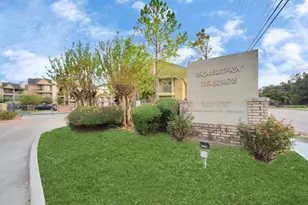 10101 S Gessner Rd, Houston, TX 77071 - Photo 34