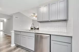 10101 S Gessner Rd, Houston, TX 77071 - Photo 6