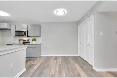 10101 S Gessner Road #811, Houston, TX 77071 - Photo 10