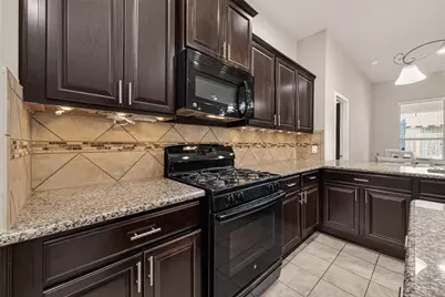 106 Bogey Circle, La Porte, TX 77571 - Photo 18