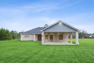 332 County Rd 3567, Cleveland, TX 77327 - Photo 2