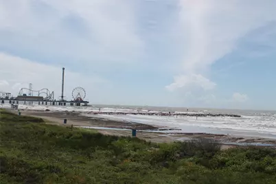 1015 30th Street #4, Galveston, TX 77550 - Photo 6