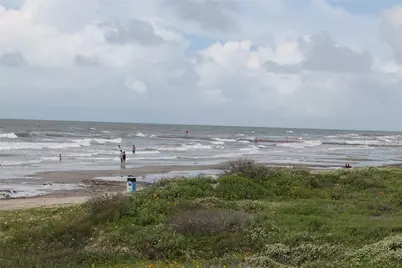1015 30th Street #4, Galveston, TX 77550 - Photo 8