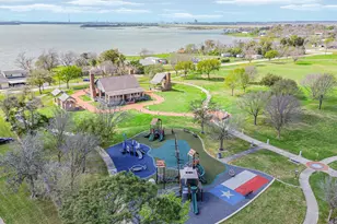 163 Oakland St, Baytown, TX 77520 - Photo 42