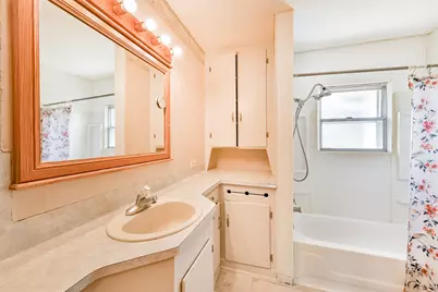 163 Oakland St, Baytown, TX 77520 - Photo 22