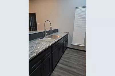 2886 Broadway Street #B, San Leon, TX 77539 - Photo 6