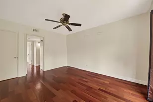 1800 Stoney Brook Dr, Houston, TX 77063 - Photo 20