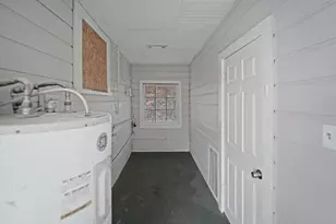 214 E 1st St, Deer Park, TX 77536 - Photo 20