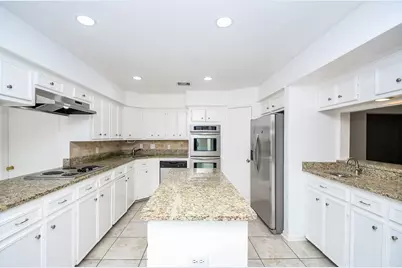 7822 Albin Lane, Houston, TX 77071 - Photo 10