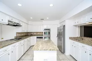 7822 Albin Ln, Houston, TX 77071 - Photo 10