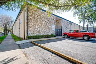 1903 Commonwealth St, Houston, TX 77006 - Photo 6