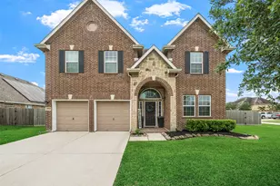 4002 Longwood Dr, Mont Belvieu, TX 77523 - Photo 2