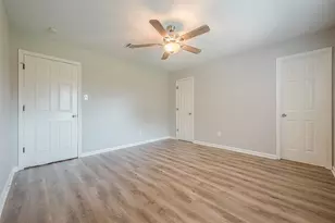 10935 Gulfdale Dr, Houston, TX 77075 - Photo 34