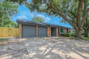 10935 Gulfdale Dr, Houston, TX 77075 - Photo 6