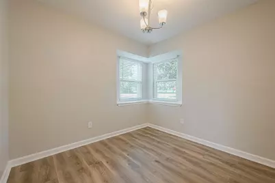 10935 Gulfdale Drive, Houston, TX 77075 - Photo 14