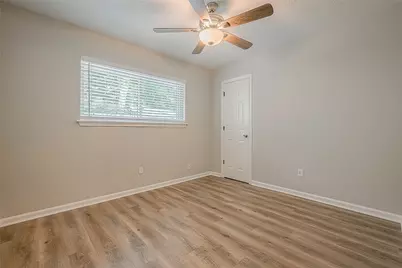 10935 Gulfdale Drive, Houston, TX 77075 - Photo 30
