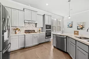 4007 Centre Valley Ln, Houston, TX 77043 - Photo 18